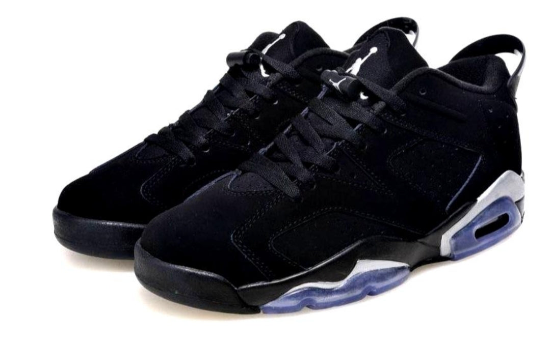 Les baskets Air Jordan 6 offrent un style emblématique  performance remarquable.
design distinctif matériaux. Baskets pas Cher. Le moins cher.