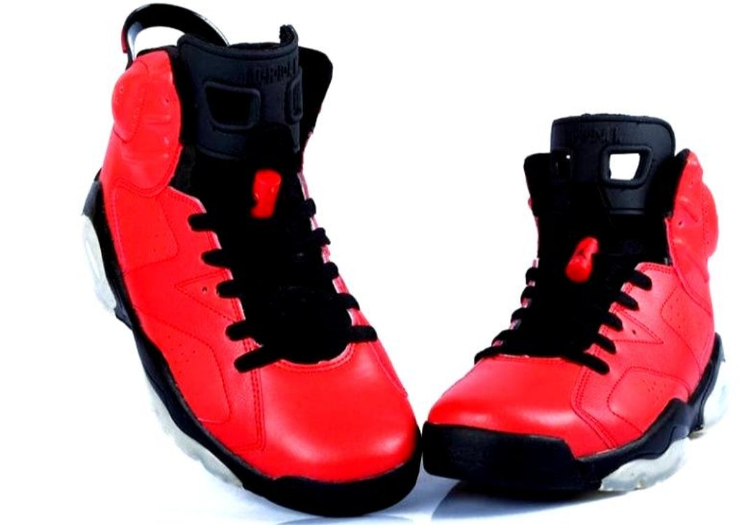 Les baskets Air Jordan 6 offrent un style emblématique performance remarquable.
design distinctif matériaux. Baskets pas Cher. Le moins cher.