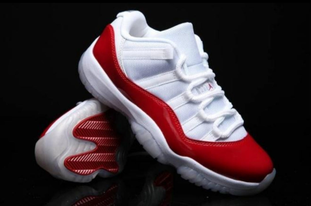 Les baskets Air Jordan 11 offrent un style légendaire et une performance exceptionnelle.design unique
Pas Cher. moin cher.