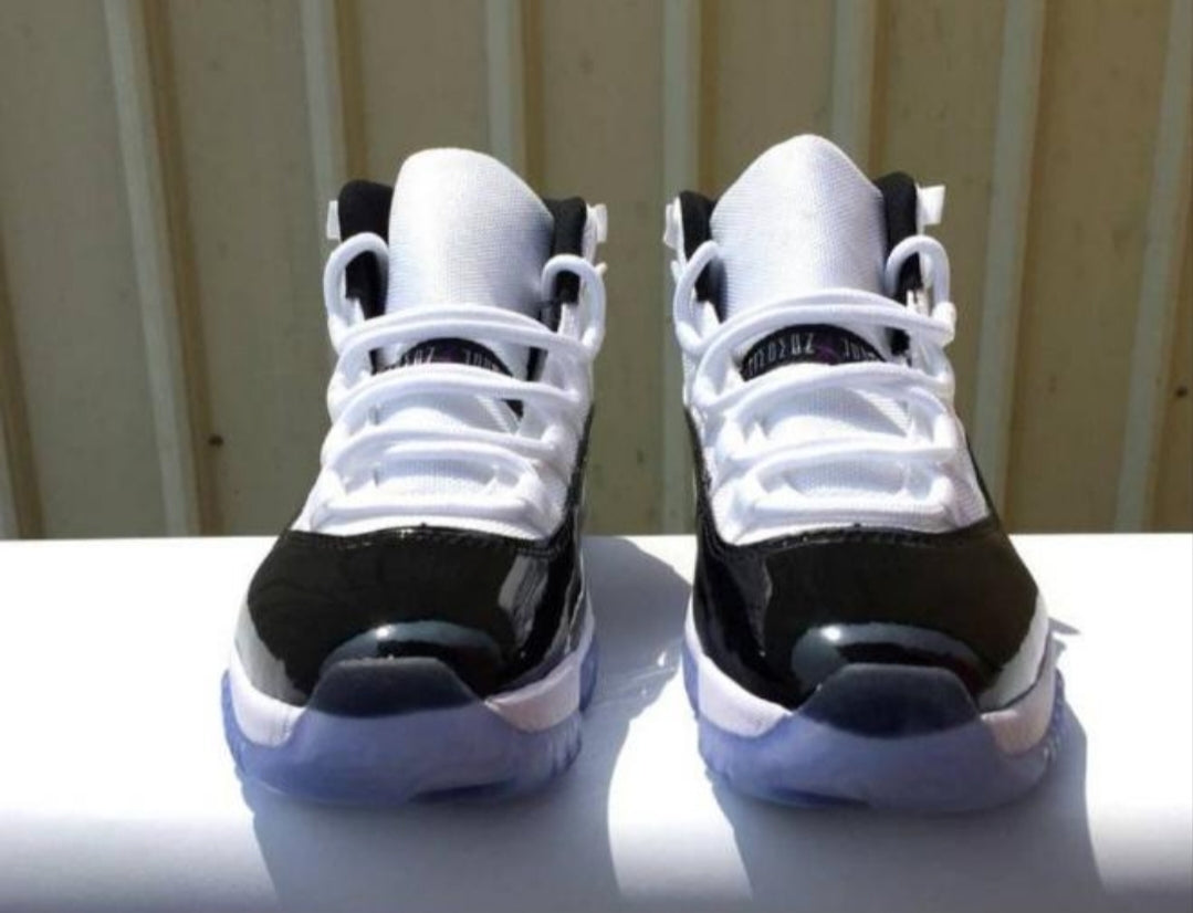 Les baskets Air Jordan 11 offrent un style légendaire et une performance exceptionnelle.design unique
Pas Cher. moin cher.