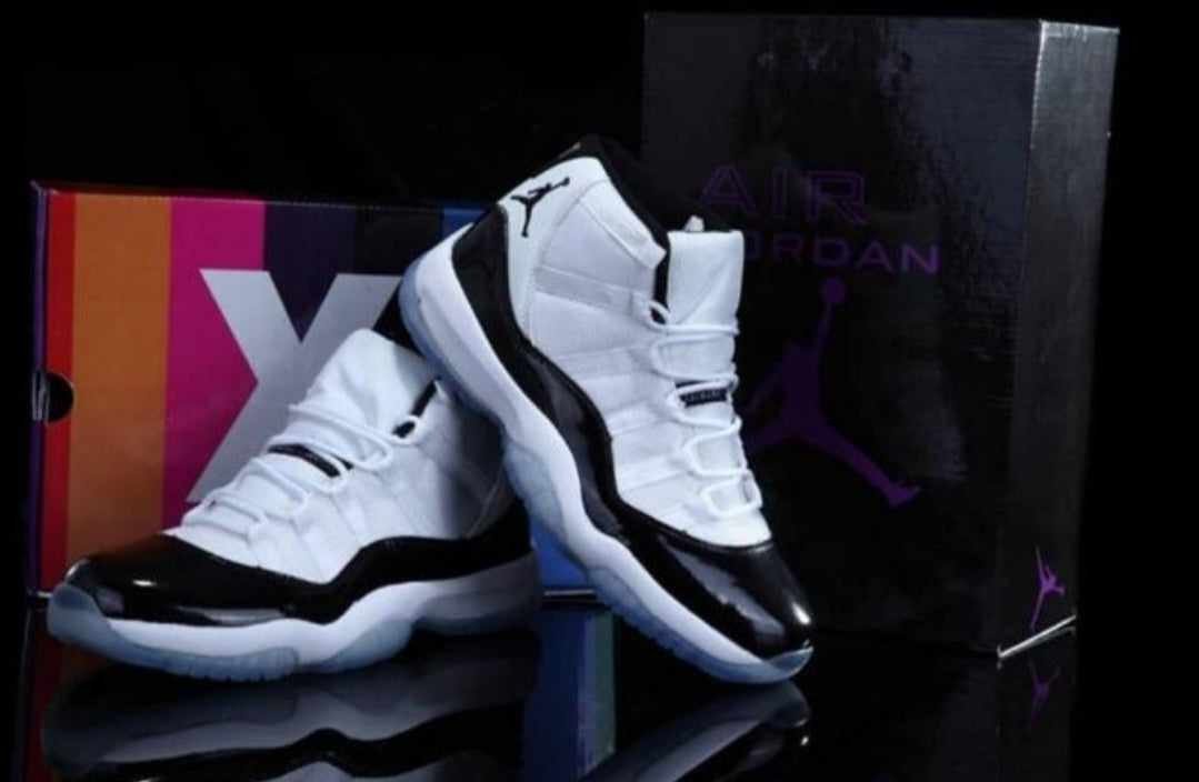 Les baskets Air Jordan 11 offrent un style légendaire et une performance exceptionnelle.design unique
Pas Cher. moin cher.