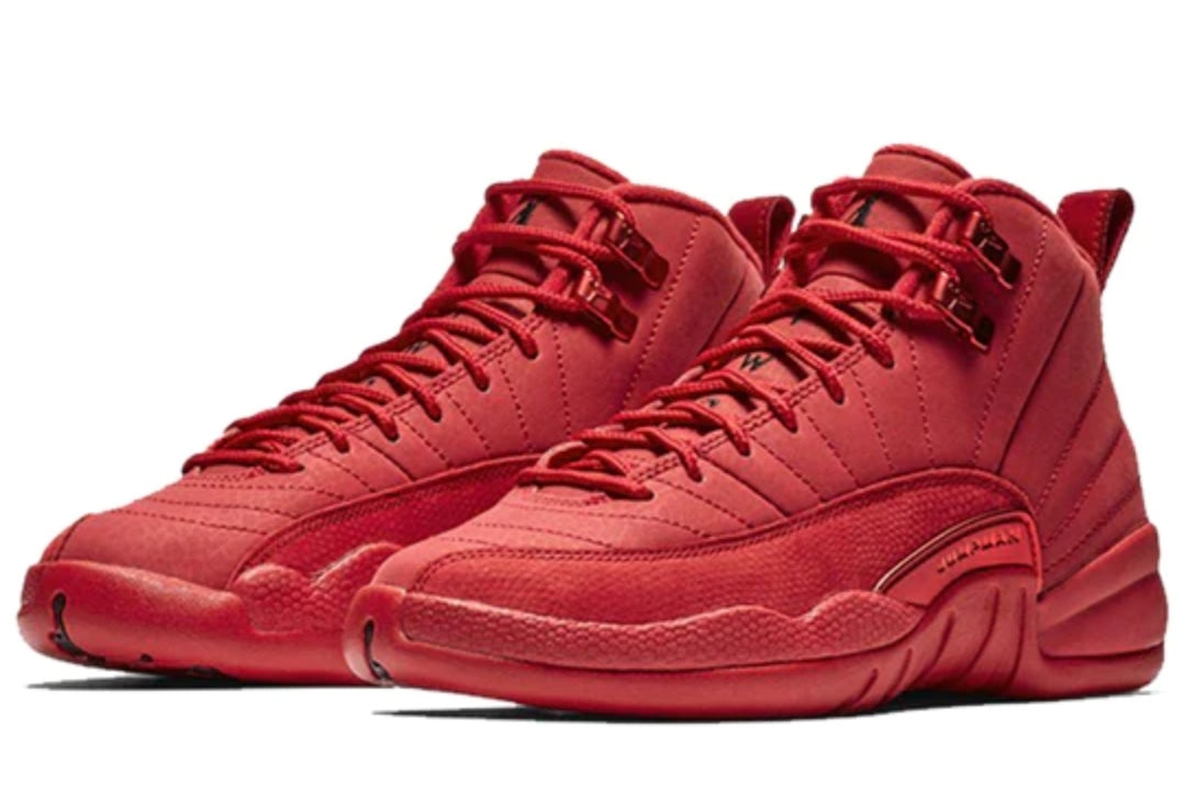 Les baskets Air Jordan 12 offrent un style iconique et une performance exceptionnelle.design distinctif.pas cher.moin Cher.
