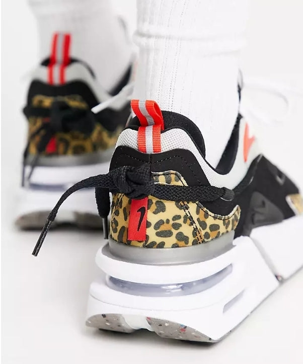 les Baskets Nike Air Max Furyosa Honeydew sont un témoignage de l'engagement de Nike à combiner style et innovation.