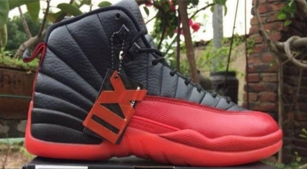 Les baskets Air Jordan 12 offrent un style iconique et une performance exceptionnelle.design distinctif.pas cher.moin Cher.