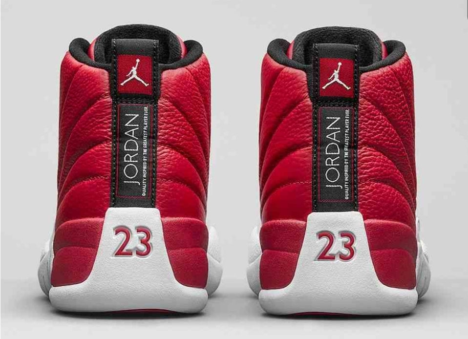 Les baskets Air Jordan 12 offrent un style iconique et une performance exceptionnelle.design distinctif.pas cher.moin Cher.
