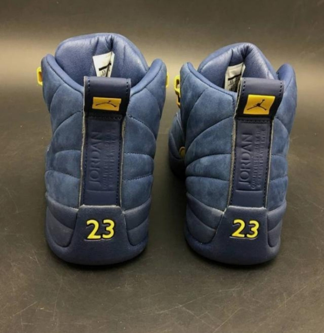 Les baskets Air Jordan 12 offrent un style iconique et une performance exceptionnelle.design distinctif.pas cher.moin Cher.