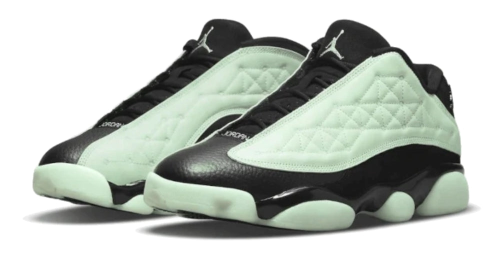 Les baskets Air Jordan 13 offrent un style emblématique et une performance exceptionnelle.
design distinctif .pas Cher. Moins cher.