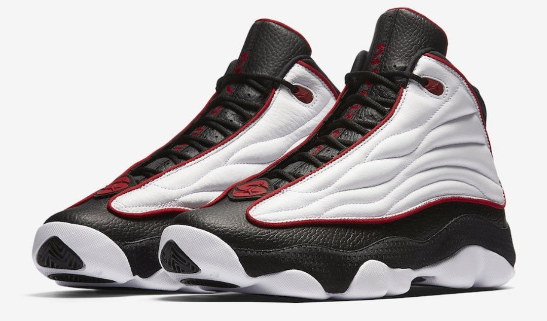Les baskets Air Jordan 13 offrent un style emblématique et une performance exceptionnelle.
design distinctif .pas Cher. Moins cher.
