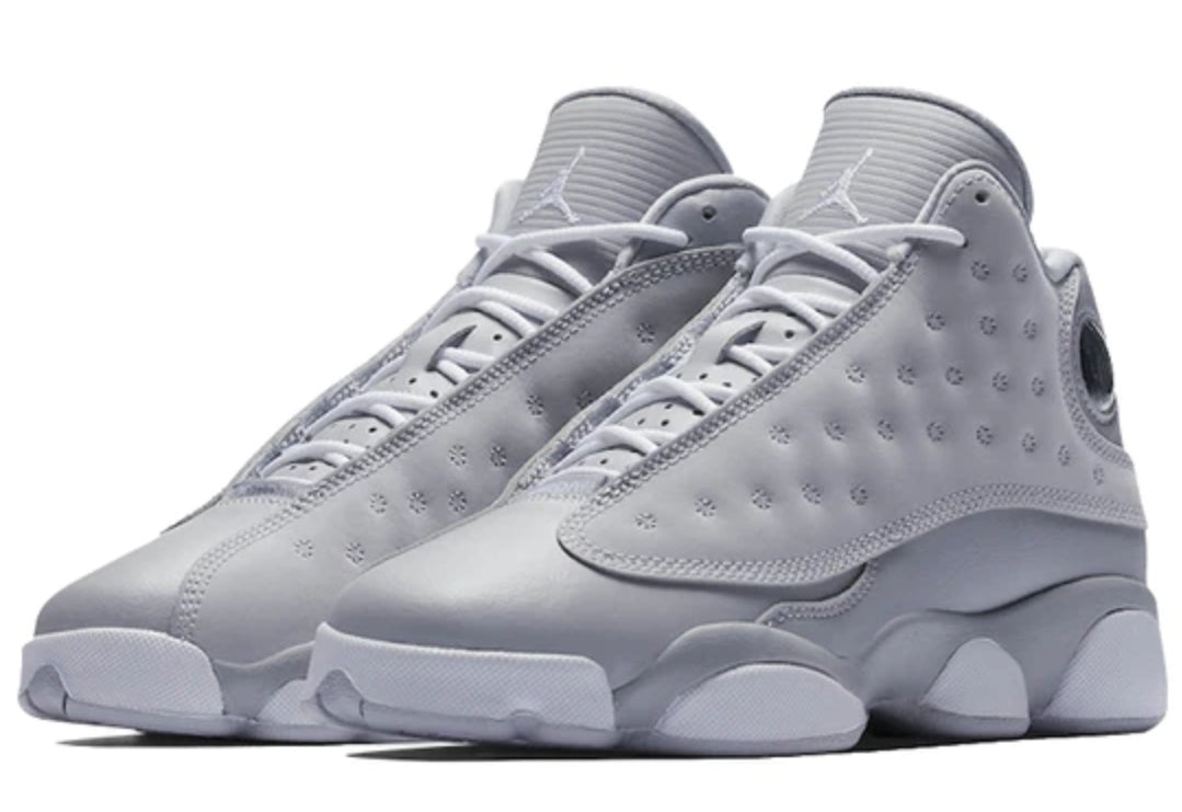 Les baskets Air Jordan 13 offrent un style emblématique et une performance exceptionnelle.
design distinctif .pas Cher. Moins cher.