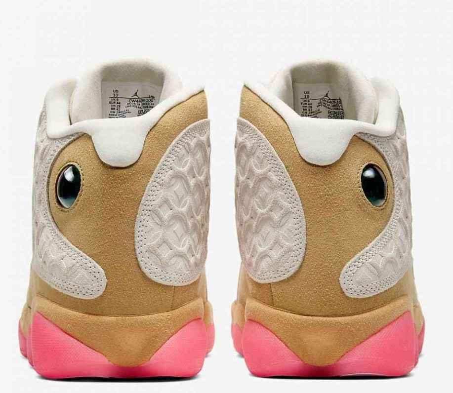 Les baskets Air Jordan 13 offrent un style emblématique et une performance exceptionnelle.
design distinctif .pas Cher. Moins cher.