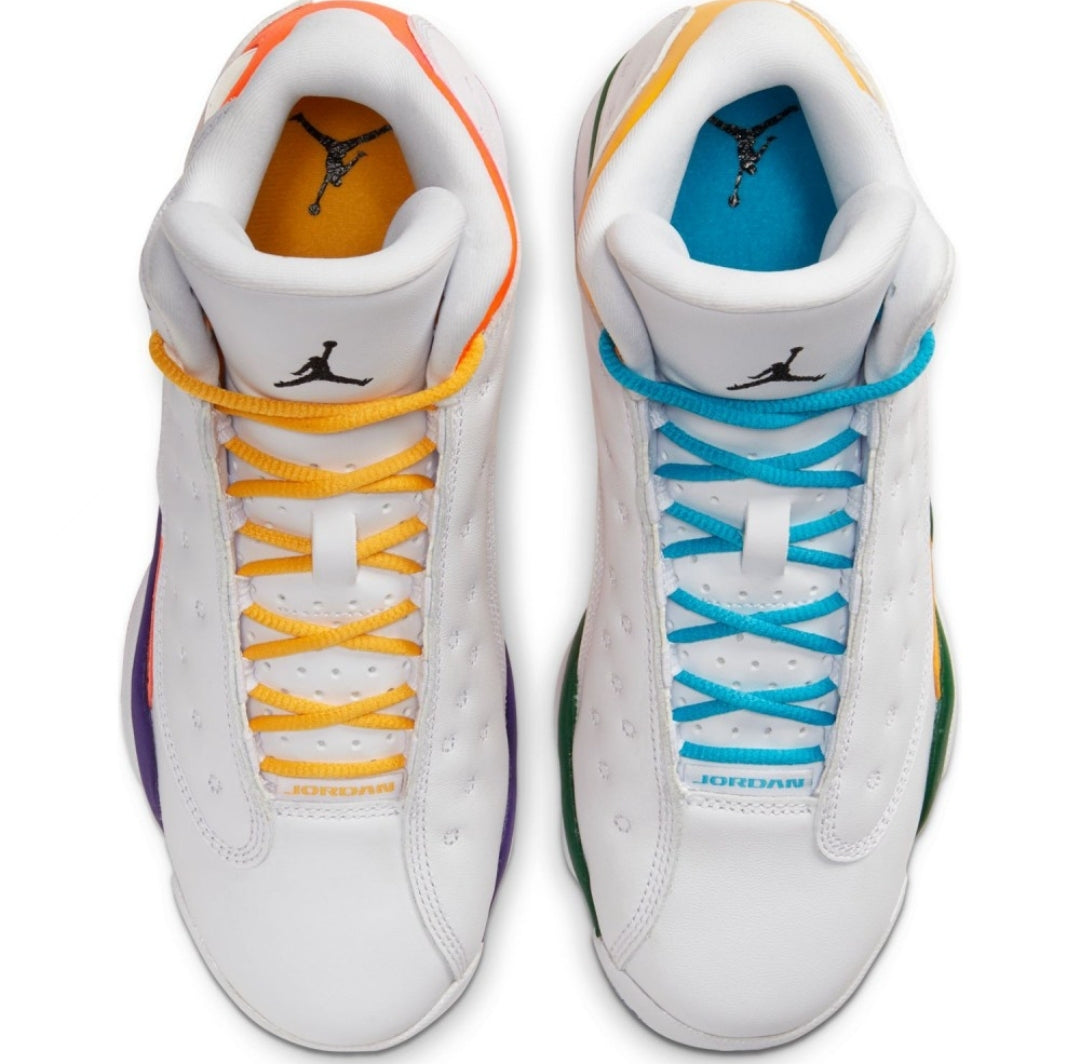 Les baskets Air Jordan 13 offrent un style emblématique et une performance exceptionnelle.
design distinctif .pas Cher. Moins cher.