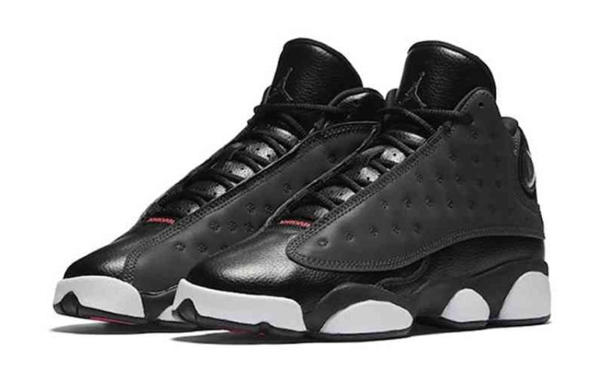 Les baskets Air Jordan 13 offrent un style emblématique et une performance exceptionnelle.
design distinctif .pas Cher. Moins cher.