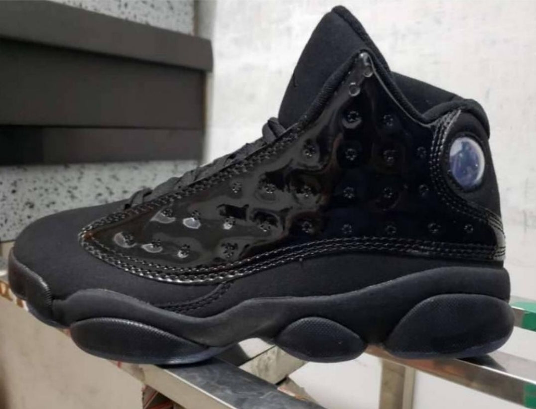 Les baskets Air Jordan 13 offrent un style emblématique et une performance exceptionnelle.
design distinctif .pas Cher. Moins cher.