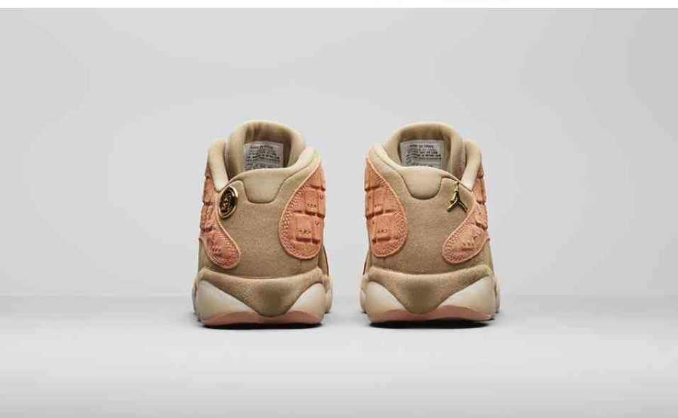 Les baskets Air Jordan 13 offrent un style emblématique et une performance exceptionnelle.
design distinctif .pas Cher. Moins cher.