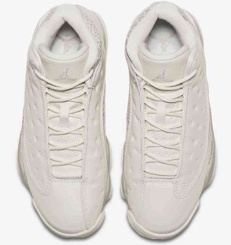Les baskets Air Jordan 13 offrent un style emblématique et une performance exceptionnelle.
design distinctif .pas Cher. Moins cher.