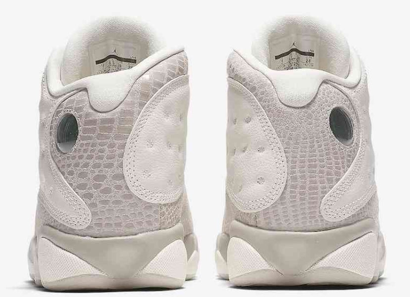 Les baskets Air Jordan 13 offrent un style emblématique et une performance exceptionnelle.
design distinctif .pas Cher. Moins cher.