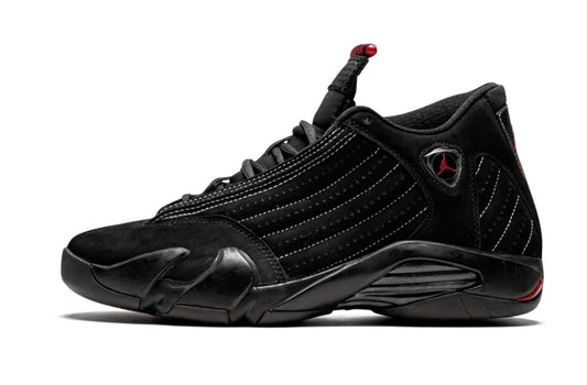 Les baskets Air Jordan 14 offrent un style emblématique et une performance exceptionnelle.
 design distinctif. Pas cher. Moins cher.