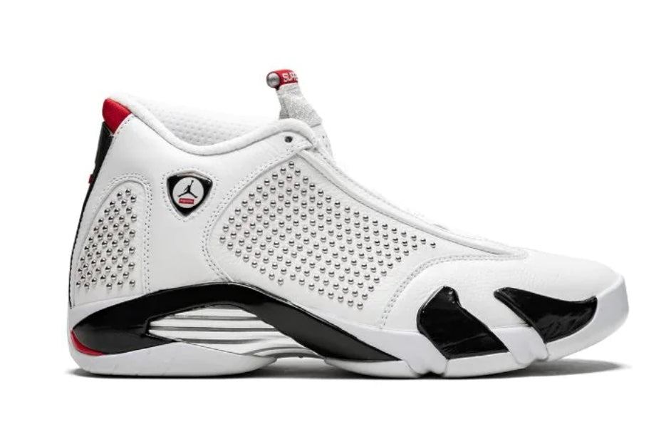 Les baskets Air Jordan 14 offrent un style emblématique et une performance exceptionnelle.
design distinctif. Pas cher. Moins cher.