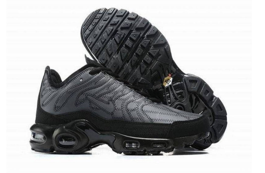 Les  Baskets Nike Air Max Tn incarnent un style emblématique et une performance supérieure.
leur design distinctif.pas cher.le moins cher.