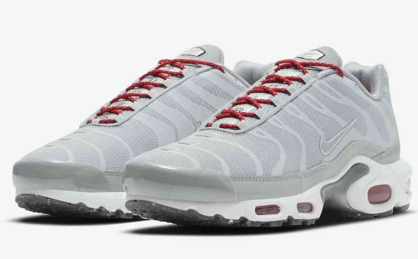 baskets Nike Air Max Plus Grey Red