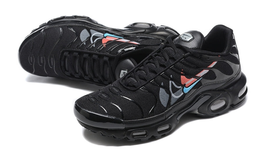 Les Baskets Nike Air Max Tn incarnent un style emblématique et une performance supérieure.
leur design distinctif, pas cher le moins cher.