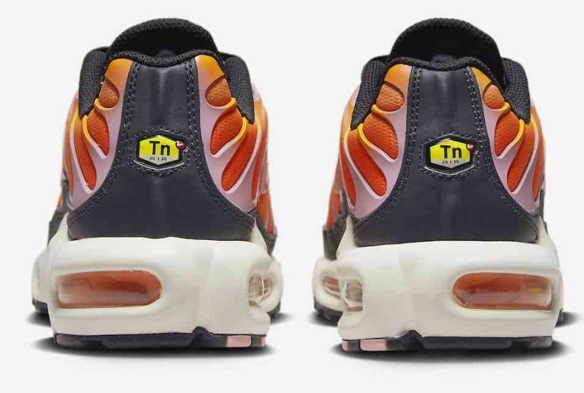 Les Baskets Nike Air Max Tn incarnent un style emblématique et une performance supérieure.
design distinctif.pas cher. Le moins cher.