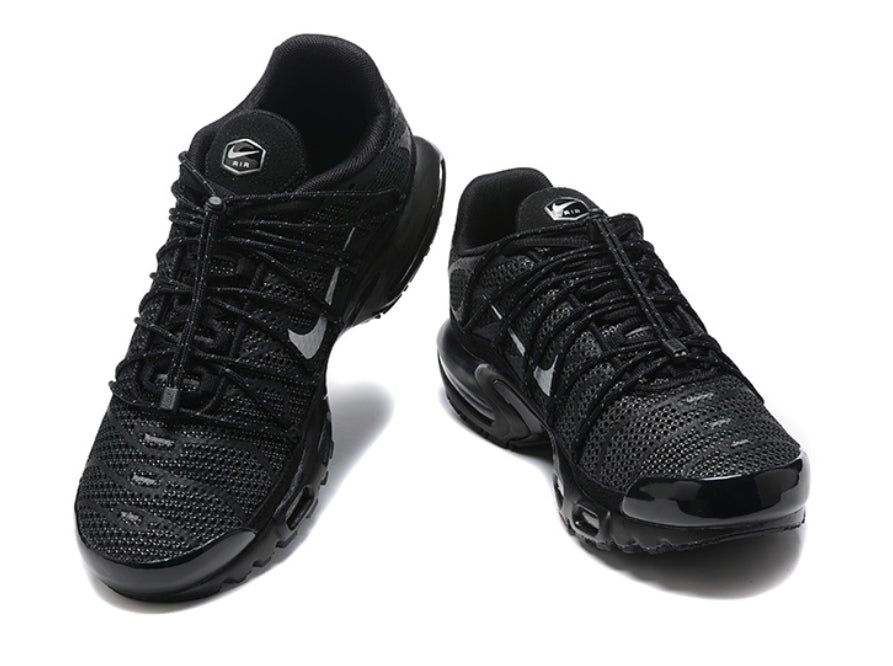 Les  Baskets Nike Air Max Tn incarnent un style emblématique et une performance supérieure.
design distinctif.pas cher. Le moins cher.