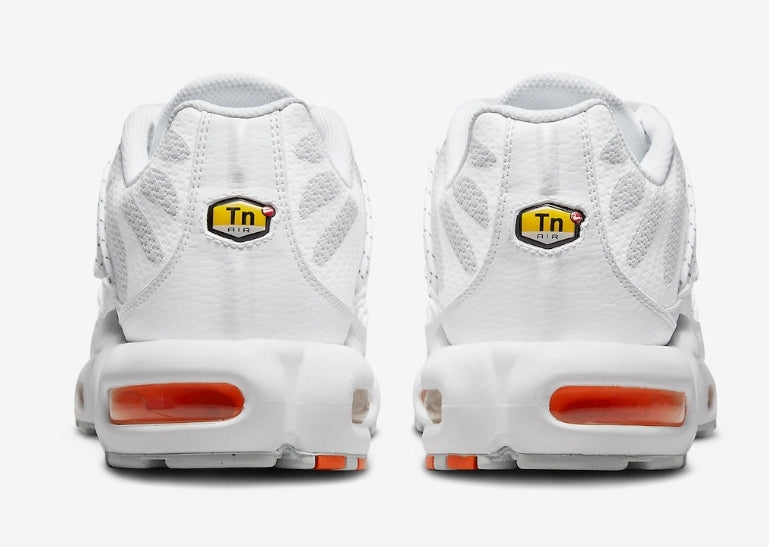 Les Baskets Nike Air Max Tn incarnent un style emblématique et une performance supérieure.
design distinctif.pas cher. Le moins cher.