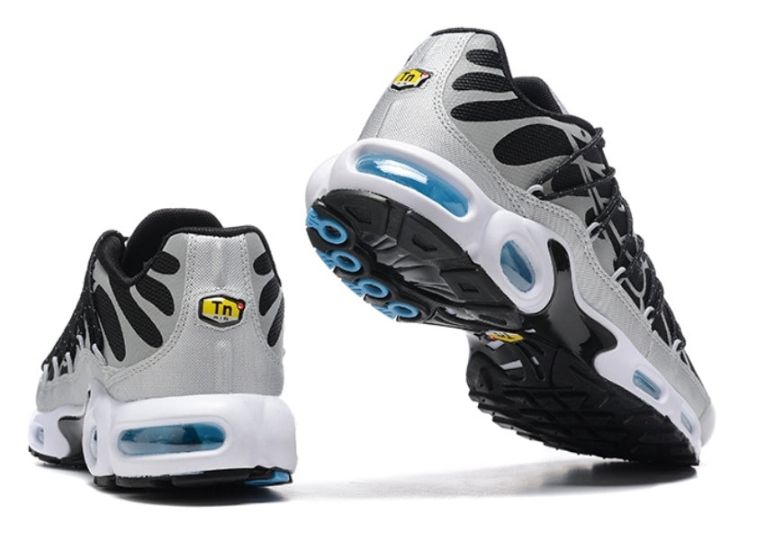 Les Baskets Nike Air Max Tn incarnent un style emblématique et une performance supérieure.
design distinctif.pas cher. Le moins cher.