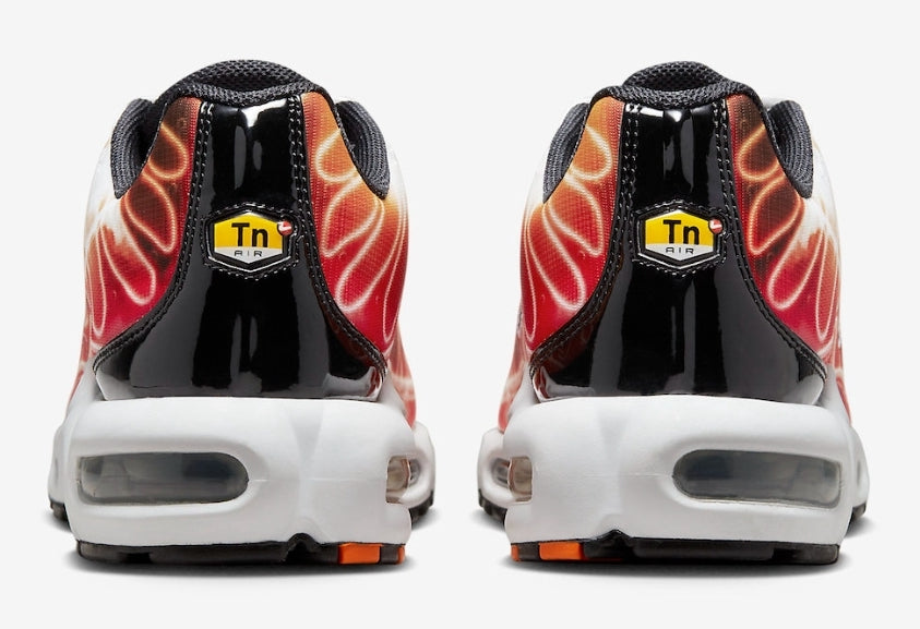 Les  Baskets Nike Air Max Tn incarnent un style emblématique et une performance supérieure.
 design distinctif .pas cher. Le moins cher.