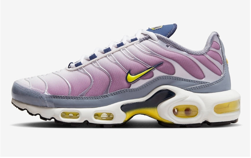 Les Baskets Nike Air Max Tn incarnent un style emblématique et une performance supérieure.
design distinctif .pas cher. Le moins cher.