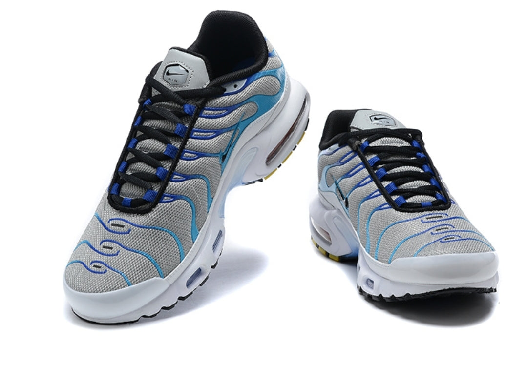 Les Baskets Nike Air Max Tn incarnent un style emblématique et une performance supérieure.
design distinctif .pas cher. Le moins cher.