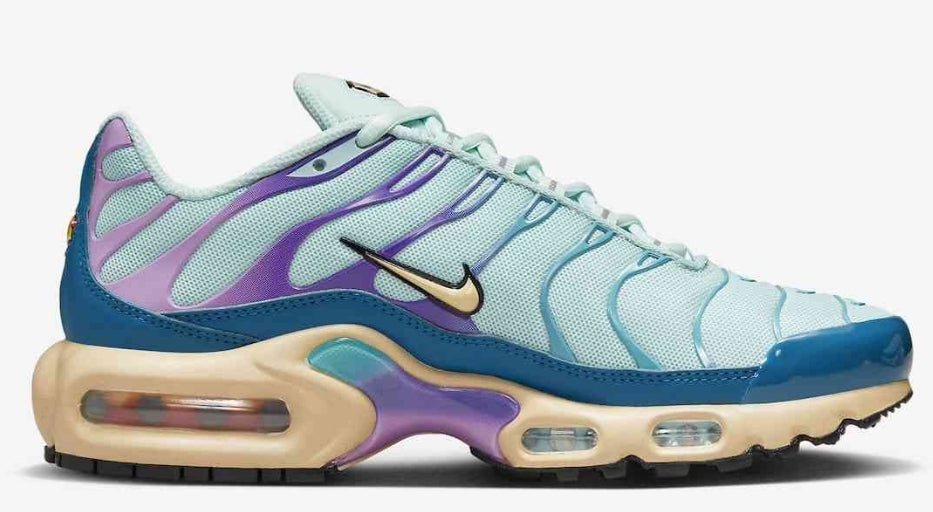 Les Baskets Nike Air Max Tn incarnent un style emblématique et une performance supérieure.
design distinctif .pas cher. Le moins cher.