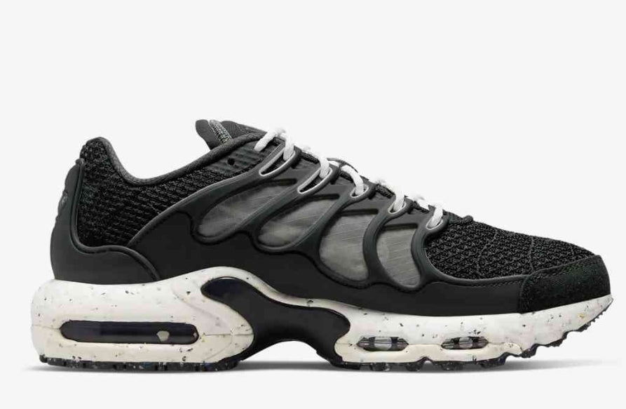 Les baskets Nike TN Air Max Terrascape Plus offrent un style polyvalent et une performance robuste.
 design distinctif.pas cher. Le moins cher.