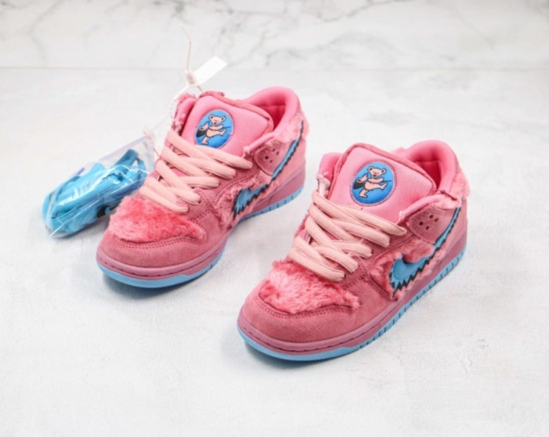 Les baskets Nike SB Dunk allient un style emblématique. design légendaire Pas cher.le moins cher .rétro incontournable exceptionnelle