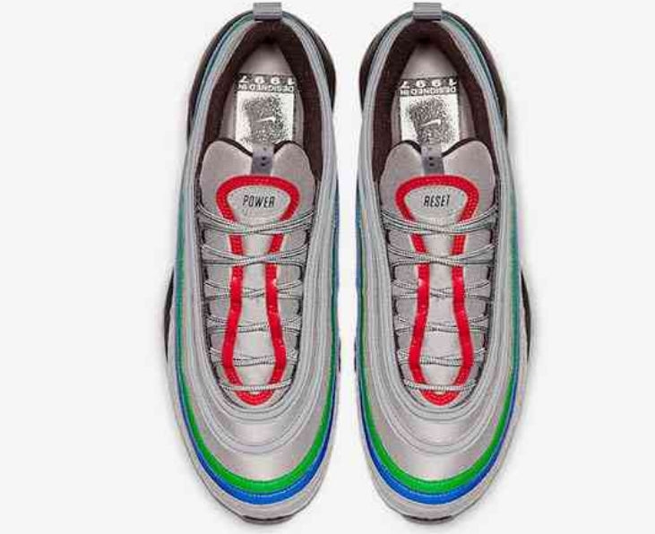 Les baskets Nike Air Max 97 sont synonymes de style emblématique et de confort absolu. Leur design ondulé distinctif.pas cher. Le moins cher.