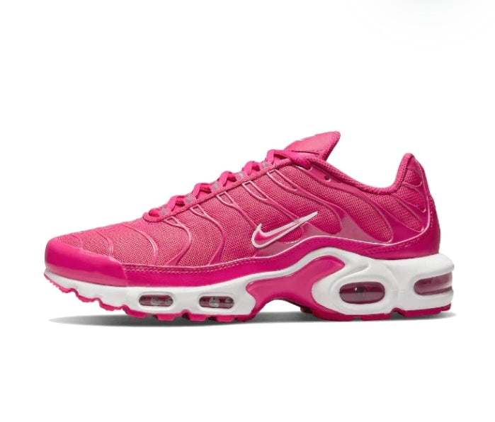 les baskets Nike TN Air Max Plus Femme sont un témoignage de l'engagement de Nike à combiner style et innovation. Exceptionnel