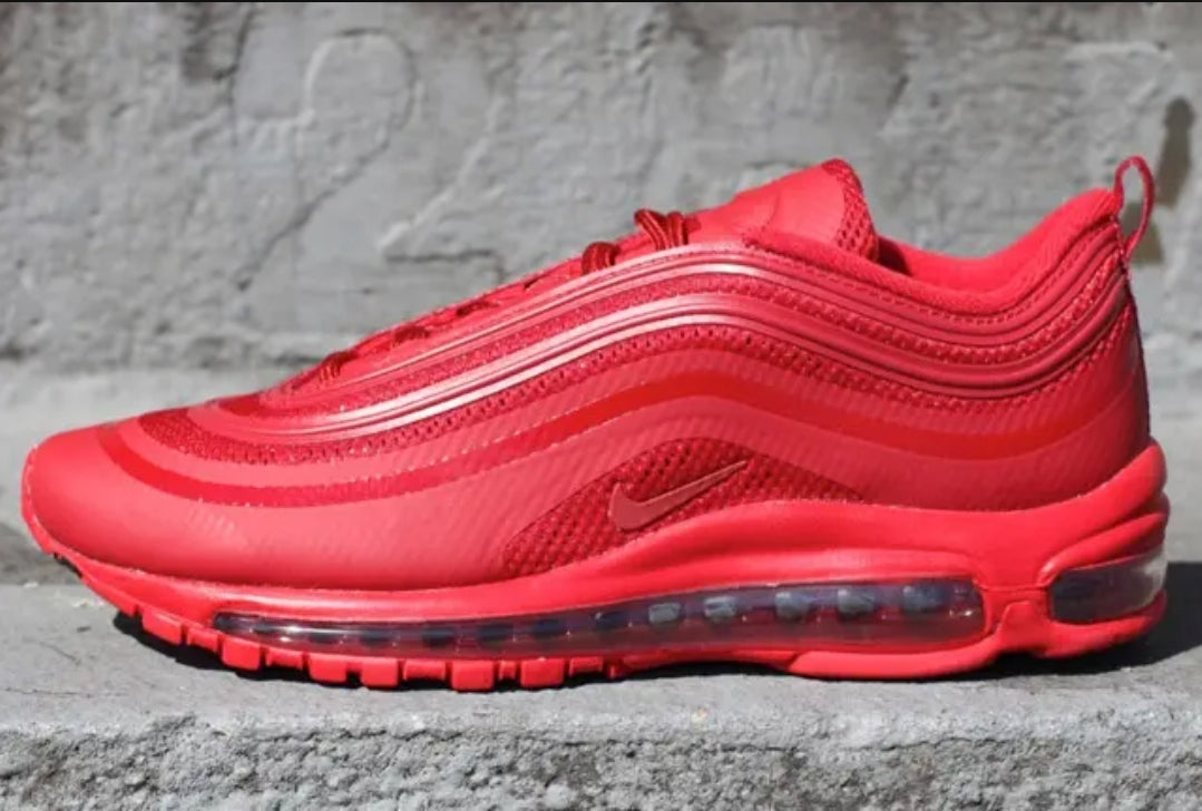 Les baskets Nike Air Max 97 sont synonymes de style emblématique et de confort absolu. Leur design ondulé distinctif.pas cher. Le moins cher.