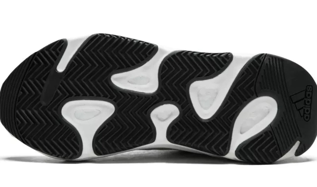 Les baskets Adidas Yeezy 700 V2 incarnent un style emblématique et une performance supérieure.
 design distinctif.pas cher.le moins cher.