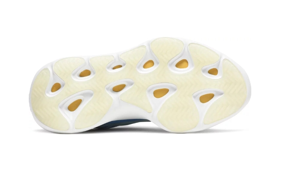 Les baskets Adidas Yeezy 700 V3 allient un style distinctif à un confort exceptionnel.
design unique. Pas cher. Le moins cher.