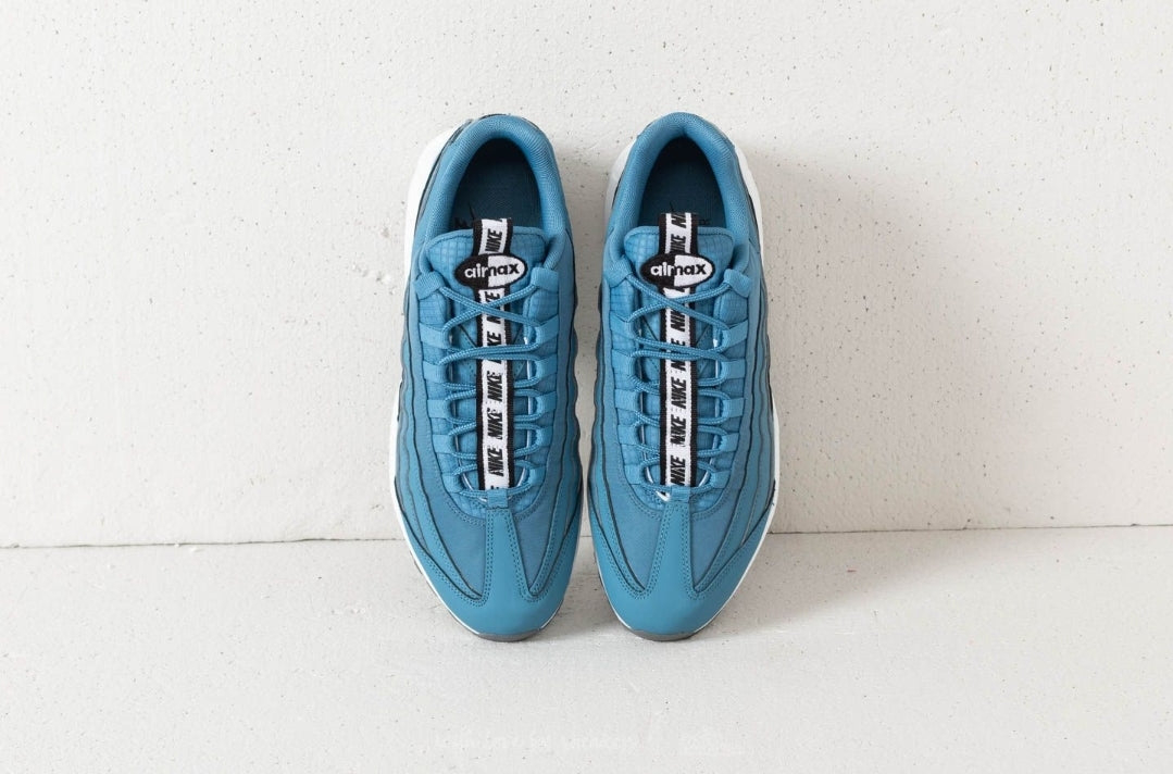 Les baskets Nike Air Max 95 sont synonymes de style emblématique et de confort absolu. design. Pas cher.moin cher. Retro