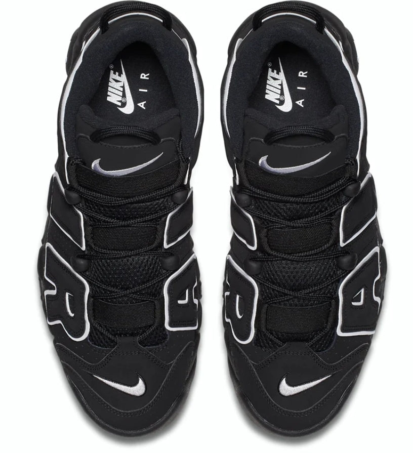 Les baskets Nike Air Uptempo combinent style audacieux et innovation. Leur design emblématique et leurs lettres surdimensionnées . Pas cher. Le moins cher.