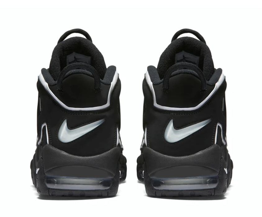 Les baskets Nike Air Uptempo combinent style audacieux et innovation. Leur design emblématique et leurs lettres surdimensionnées . Pas cher. Le moins cher.