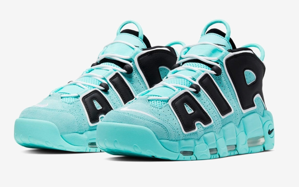 Les baskets Nike Air Uptempo combinent style audacieux et innovation. Leur design emblématique et leurs lettres surdimensionnées . Pas cher. Le moins cher.