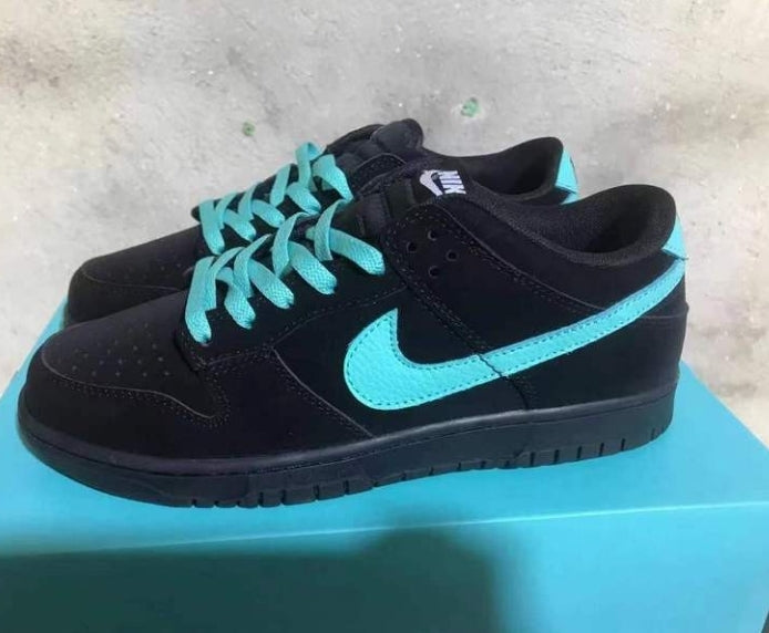 Les baskets Nike SB Dunk allient un style emblématique. design légendaire Pas cher.le moins cher .rétro incontournable exceptionnelle