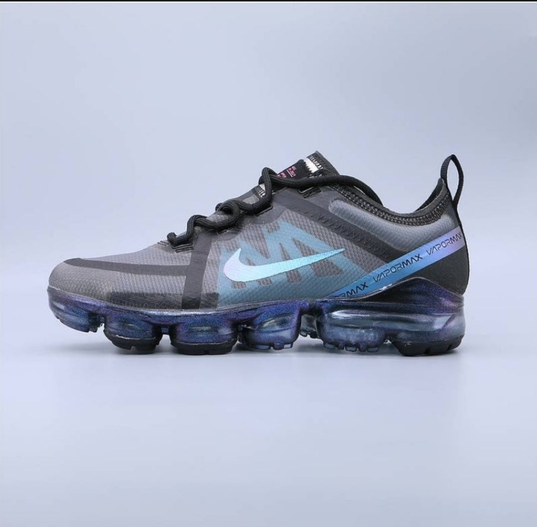 Les baskets Nike Vapormax 2018-2019 incarnent un style audacieux et une performance inégalée, design avant-gardiste
.pas cher. Le moins cher.
