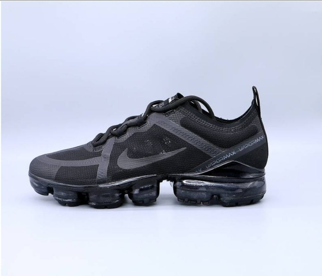 Les baskets Nike Vapormax 2018-2019 incarnent un style audacieux et une performance inégalée, design avant-gardiste
.pas cher. Le moins cher.