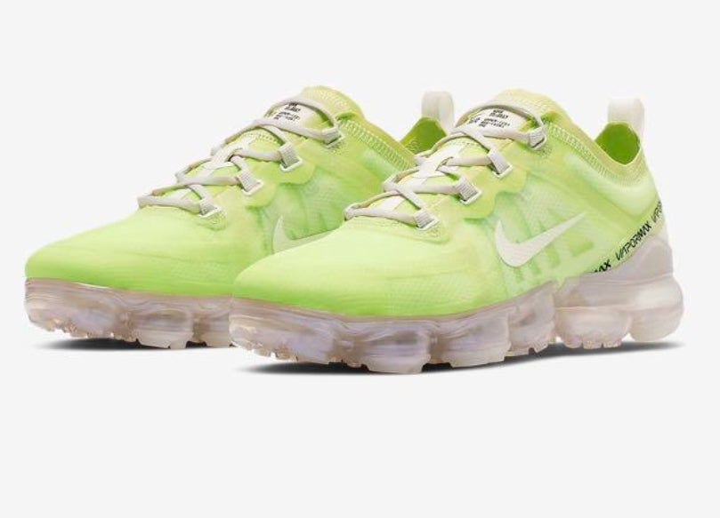 Nike Air VaporMax SE
Luminous Green