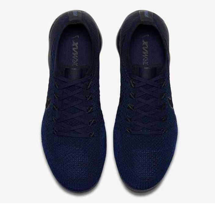 Les baskets Nike Vapormax 3.0 allient style moderne et performance supérieure. Leur design épuré et innovant attire l'attention de tous.pas cher. Le moins cher.