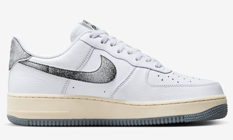 Les baskets Nike Air Force 1 combinent style et performance, offrant une expérience exceptionnelle.pas cher. Le moins cher.